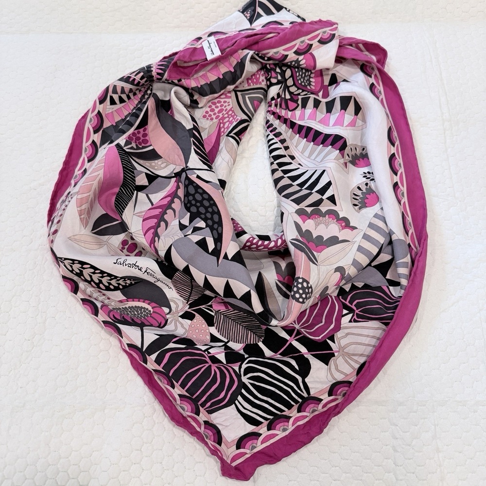 Salvatore Ferragamo Silk Scarf Pink Floral Botanical Square Italy 100% Silk